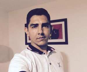Jhon J Toloza