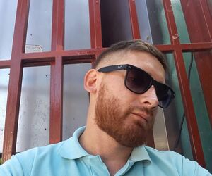 Jhon j2